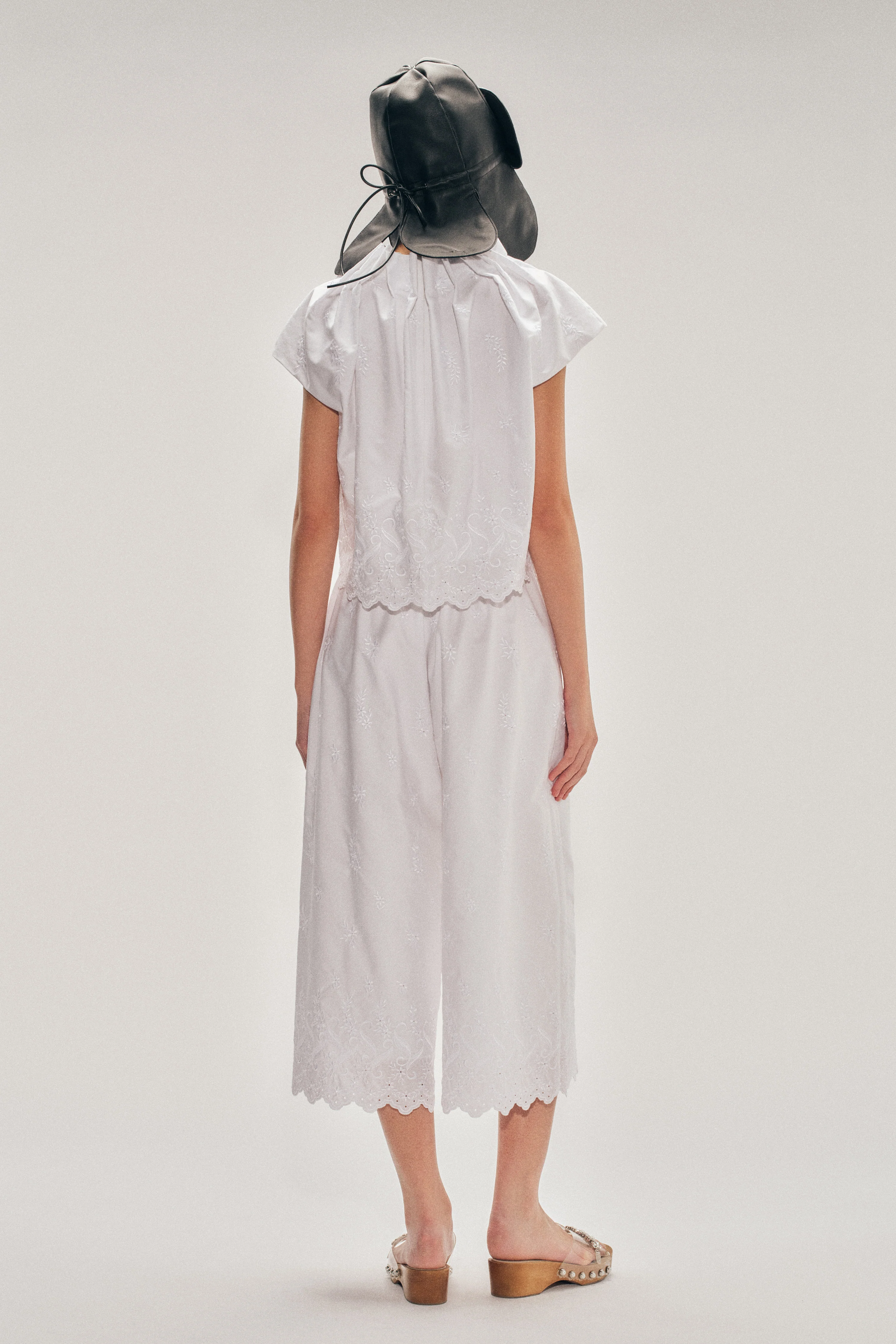 Cropped Easy Trousers - Image 3