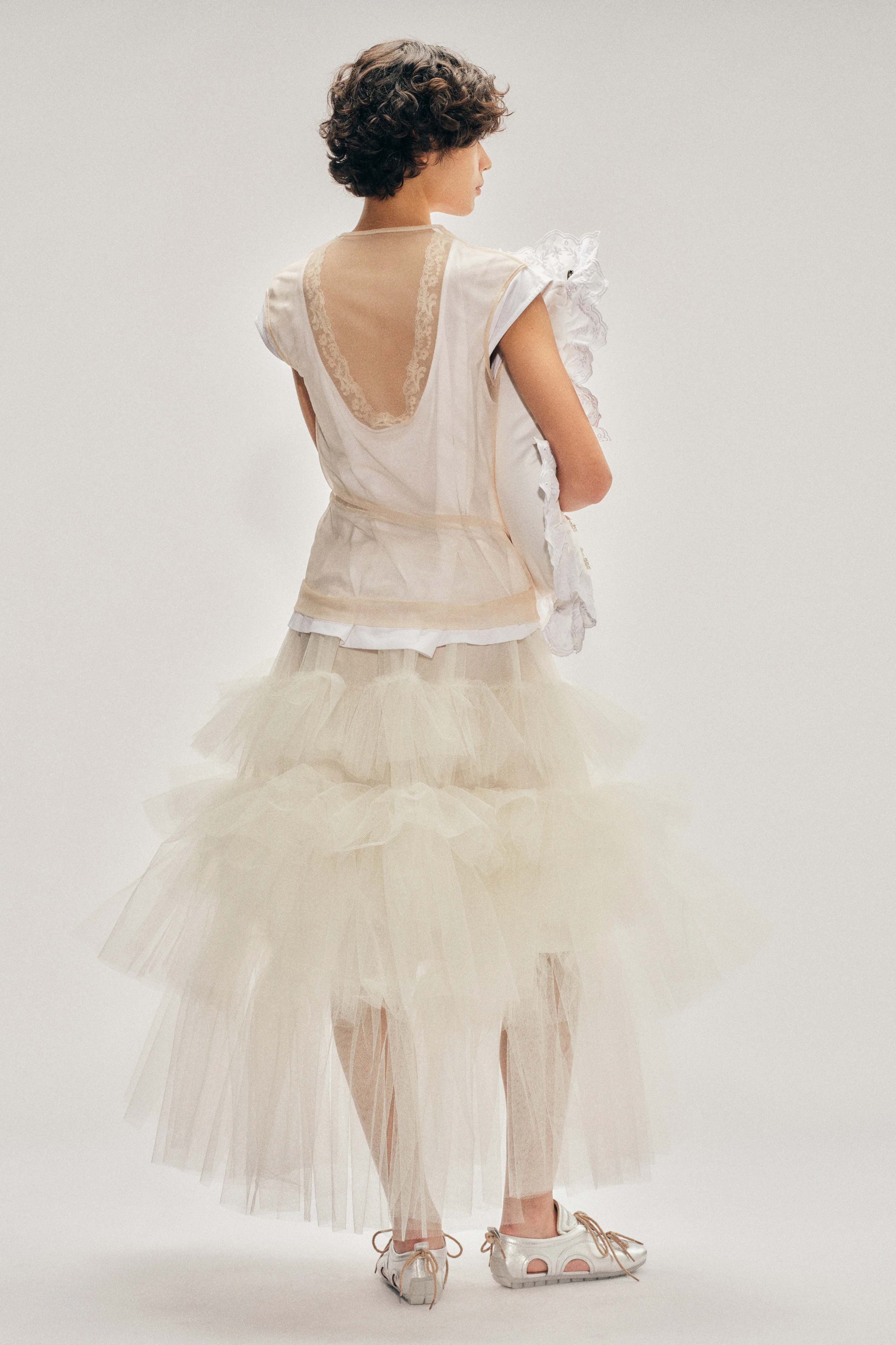 Layered Liquid Cap Sleeve Lace Trim T-Shirt - Image 4