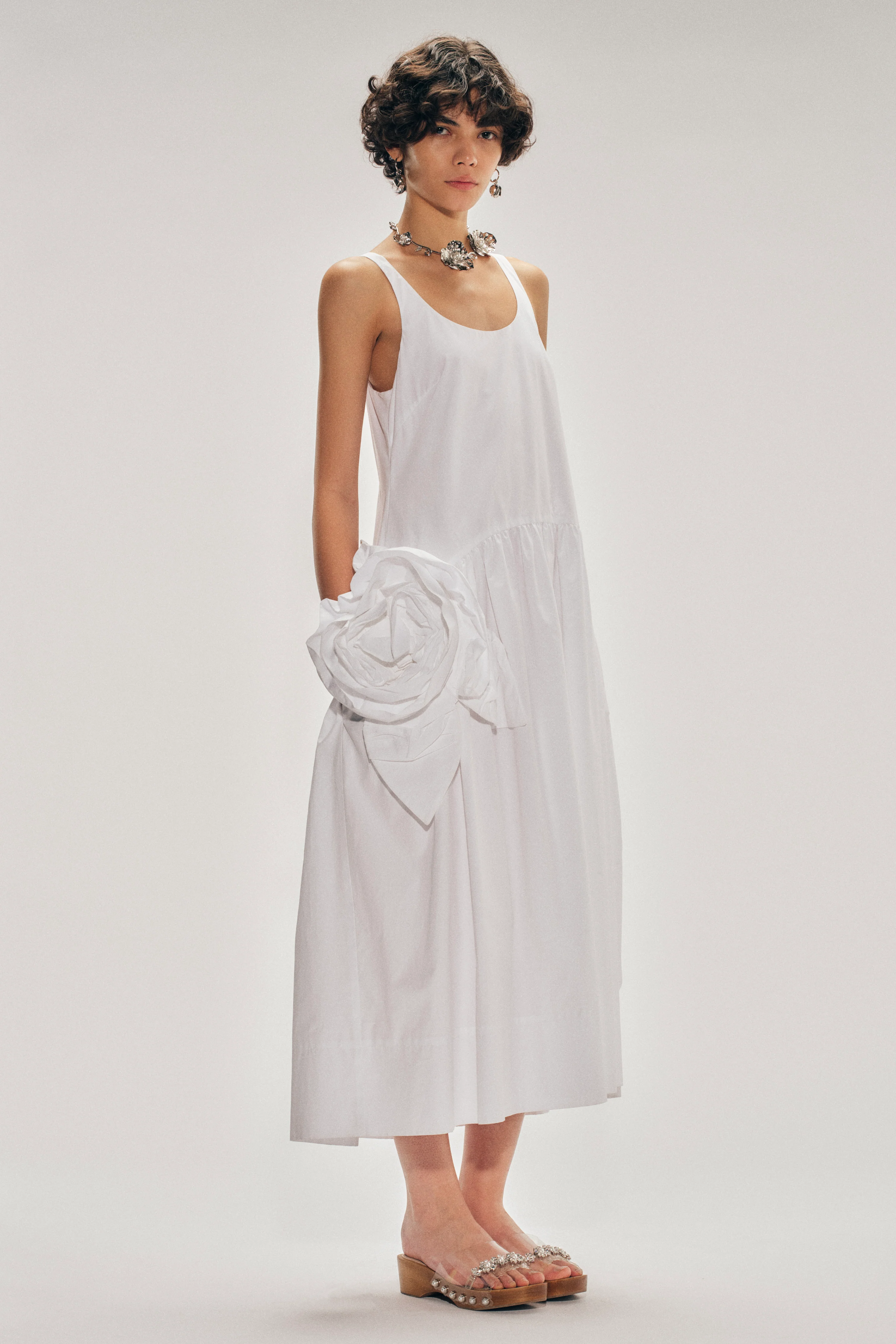 Pressed Rosette Tapered Back Flounce Dress
