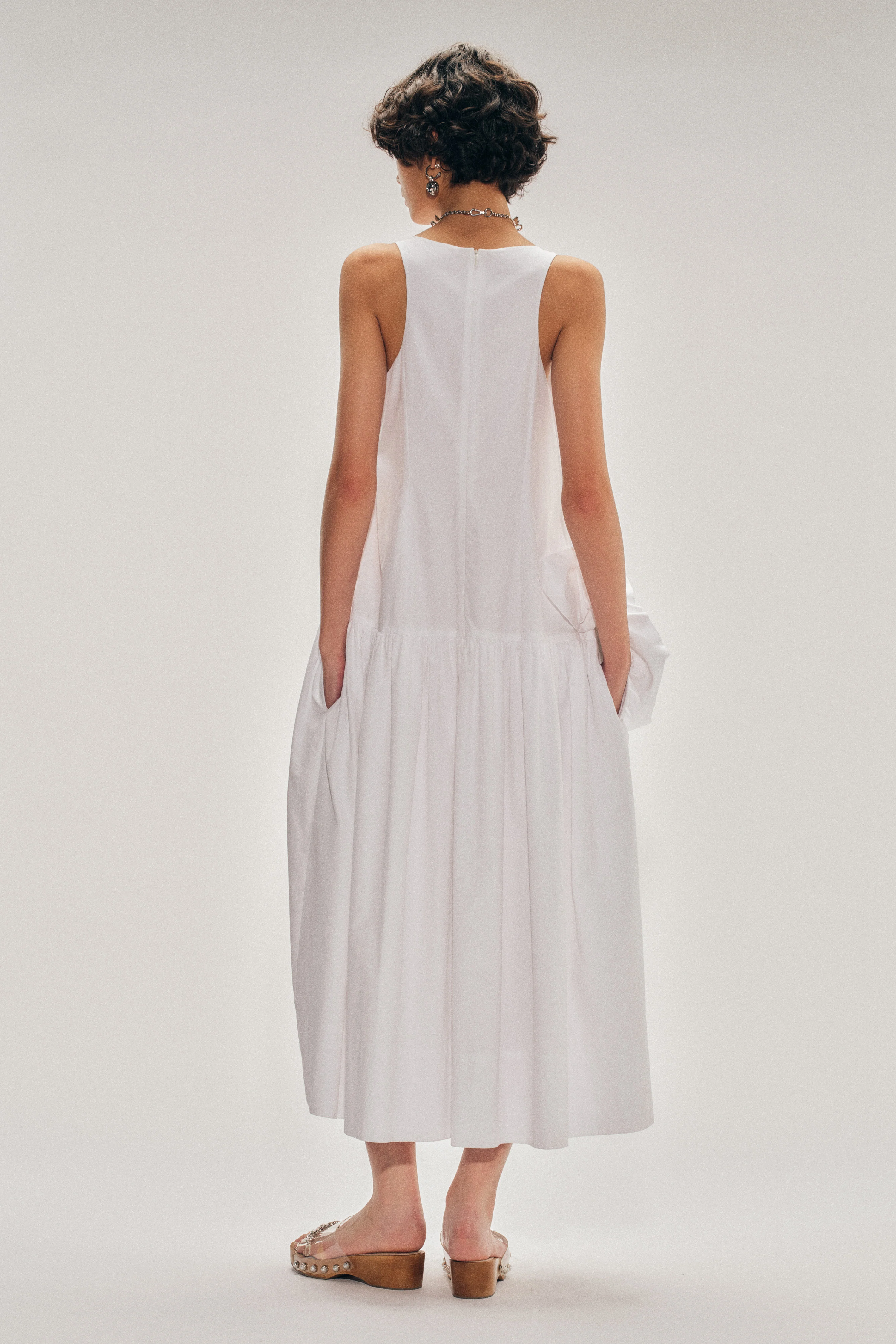 Pressed Rosette Tapered Back Flounce Dress - Image 3