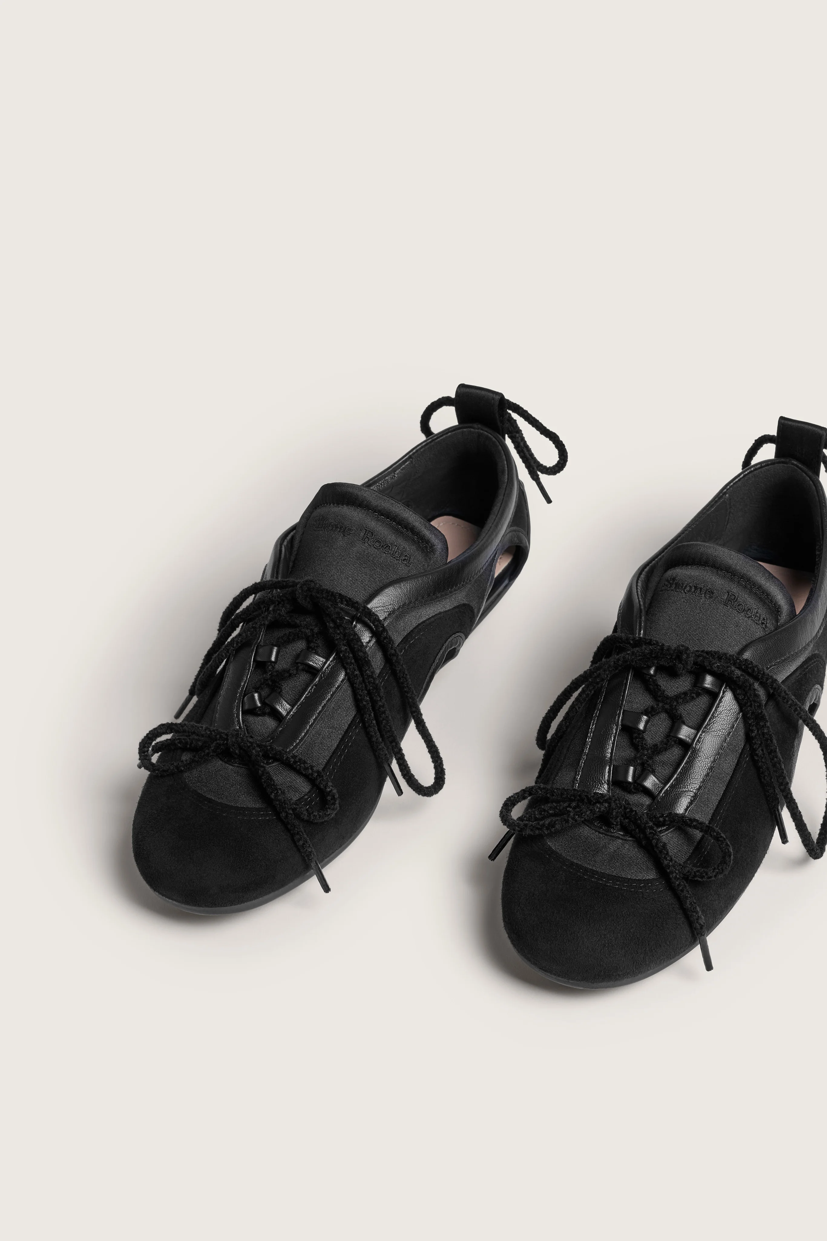 Cutout Ballerina Grip Trainer - Image 2