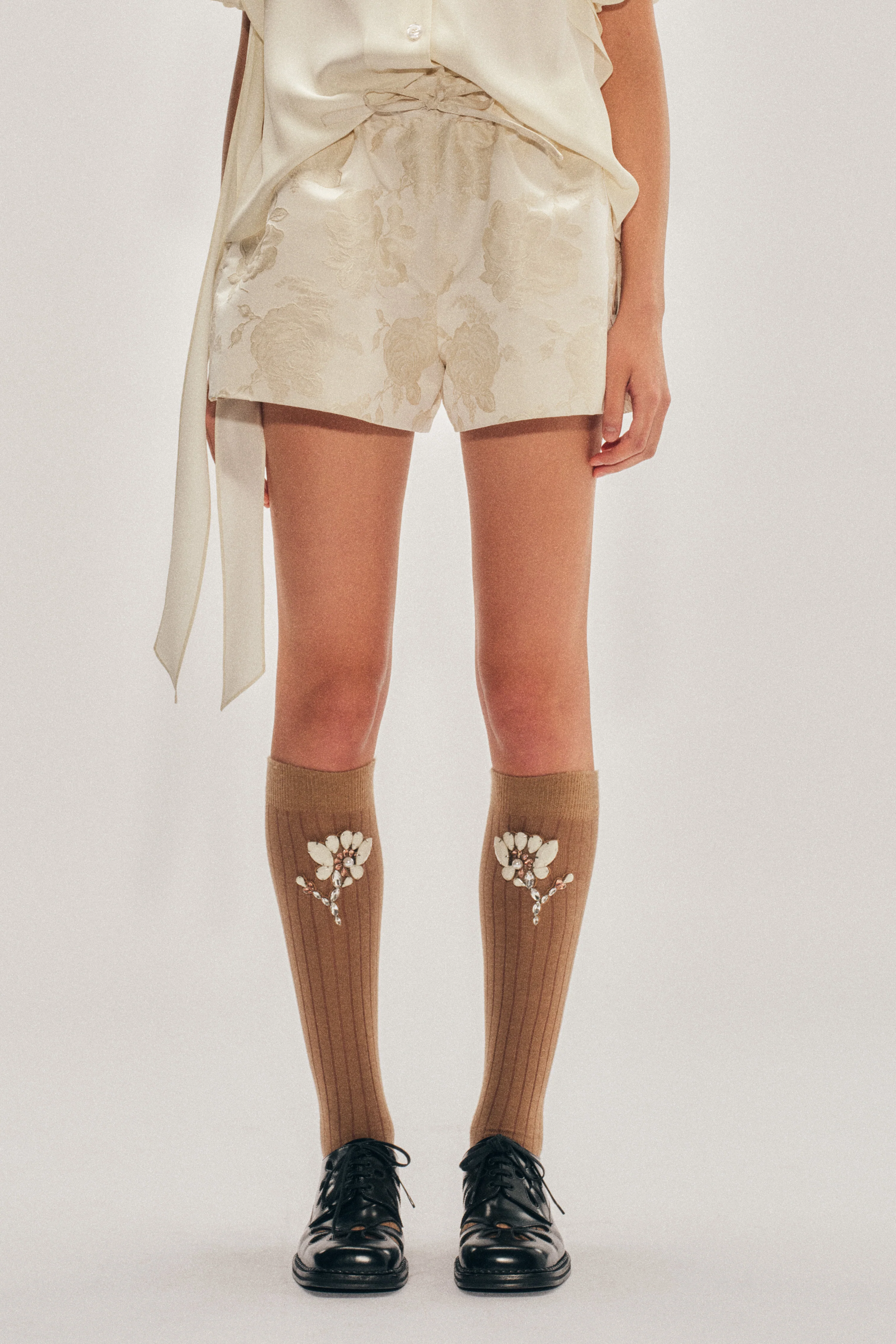 Daisy Cutout Square Toe Brogue - Image 4